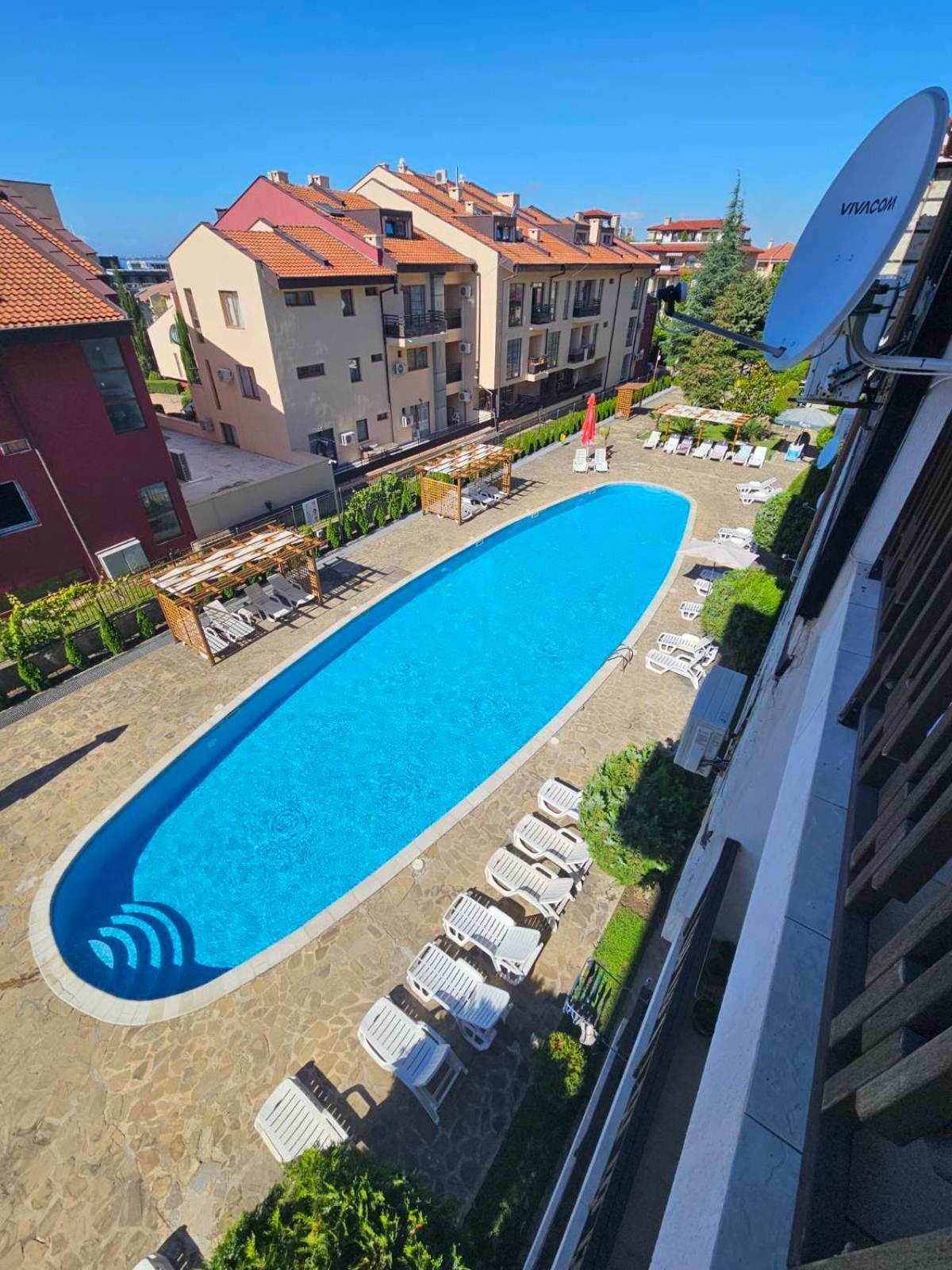 Апатаменти За Гости Sunshine И Glory Apartment Sveti Vlas Exterior foto